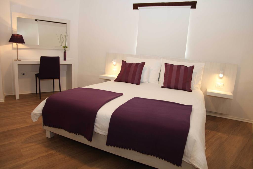 Boutique Hotel Dvor Dobrovo Pokój zdjęcie